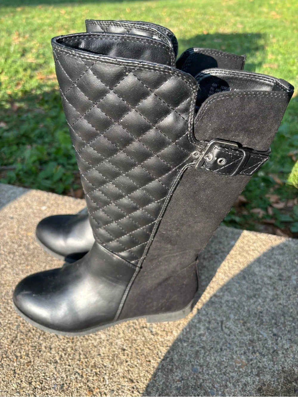 Black Boots by Olive & Edie Full Zip Teagan Girls 4M -See details